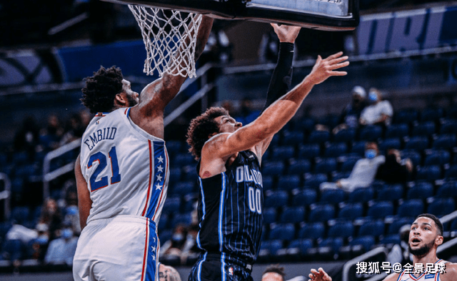 包含赛地聚焦——足总杯今夜热度飙升；费城76人队长鼓劲；赛场秩序良好；控场能力受关注的词条